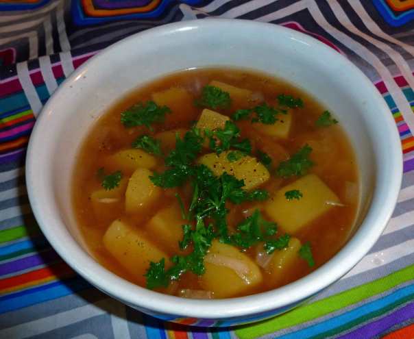 Potato and Roasted Garlic Soup